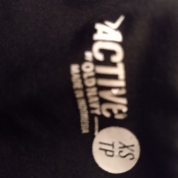 Old Navy active shorts - Picture 6 of 7